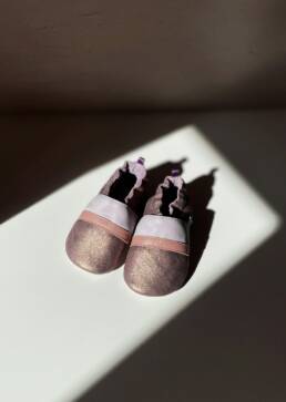 handgefertigte Lederpuschen, Babyschuhe, Krabbelschuhe, Lauflernschuhe, Hausschuhe für Mädchen und Junge, Johanna Jirgens Schneiderhandwerk